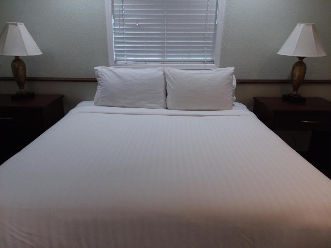 Arrowhead Mountain Inn Lake Arrowhead Bagian luar foto