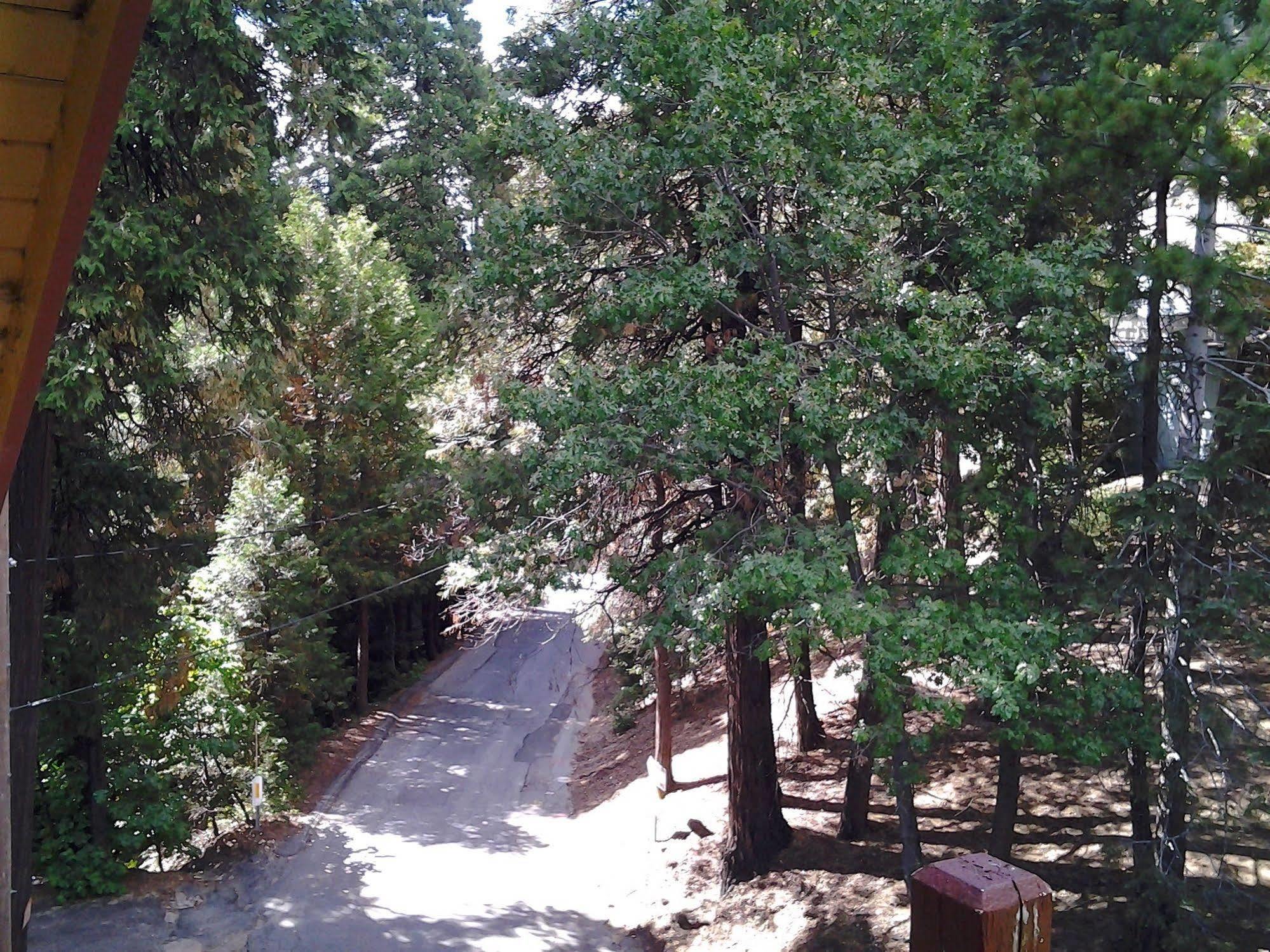 Arrowhead Mountain Inn Lake Arrowhead Bagian luar foto